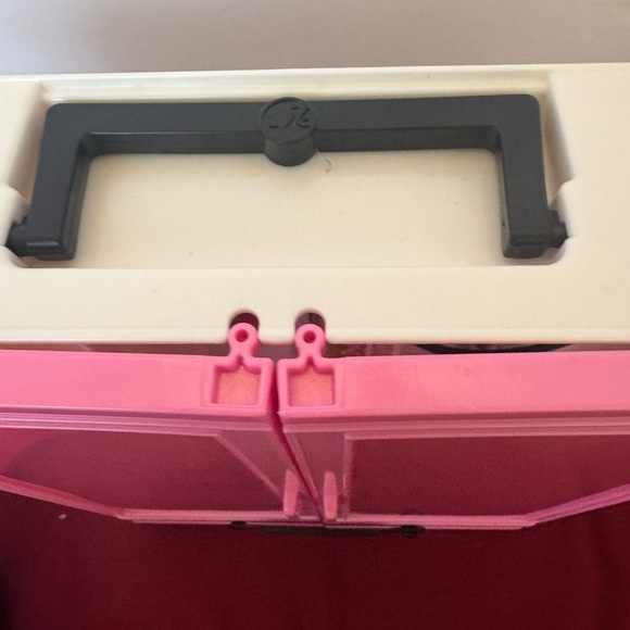 Barbie Glam Convertible Pink Doll Vehicle Mattel  2016 &  Barbie Closet 2018 EUC - Picture 4 of 16